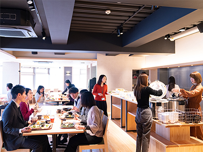 池袋本社食堂