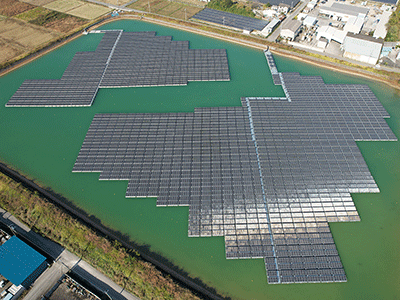 中央池水上太陽光発電所