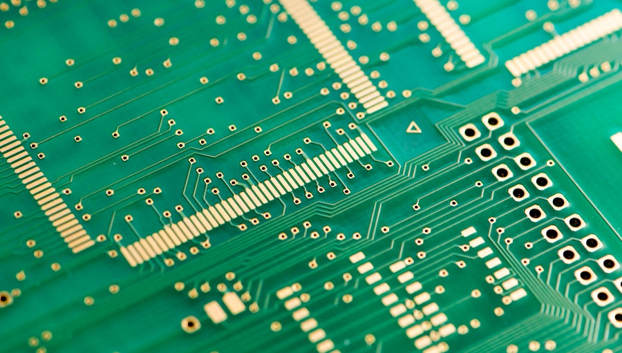 <span class="tit">ELECTRONICS</span><span>エレクトロニクス</span>
